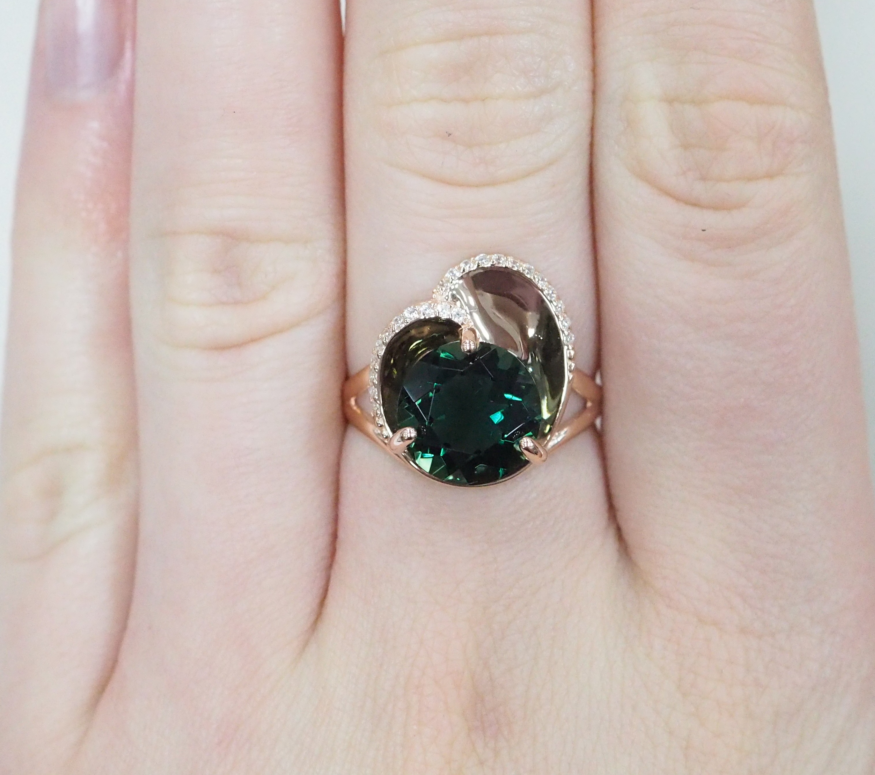 Серебряное кольцо с празиолитом